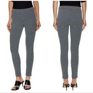 Theory Black and White Geometric Print Leggings